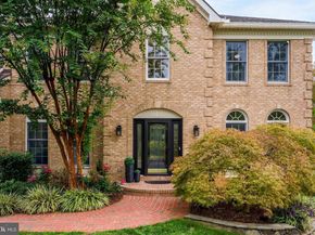 1319 Gatesmeadow Way, Reston VA 20194