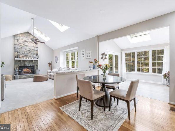 1319 Gatesmeadow Way, Reston VA 20194