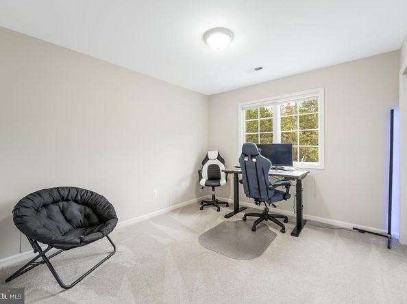 1319 Gatesmeadow Way, Reston VA 20194