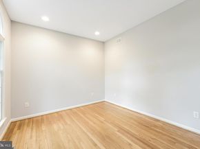 1319 Gatesmeadow Way, Reston VA 20194