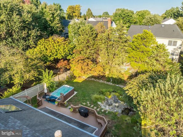 1319 Gatesmeadow Way, Reston VA 20194