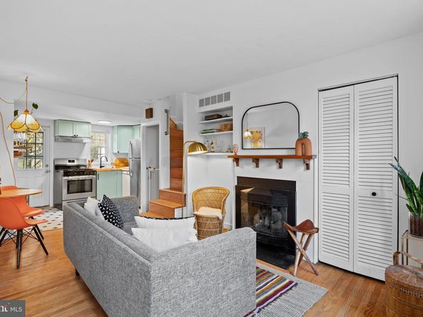 37 Queens Avenue, Philadelphia PA 19147