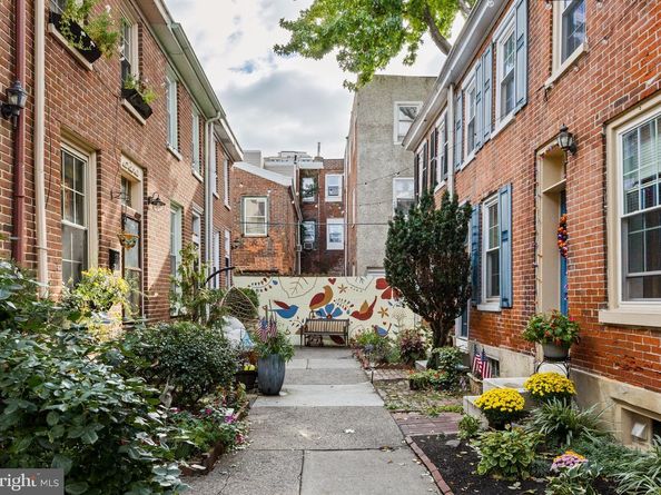 37 Queens Avenue, Philadelphia PA 19147