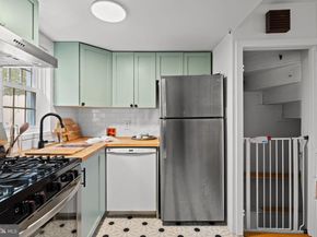 37 Queens Avenue, Philadelphia PA 19147