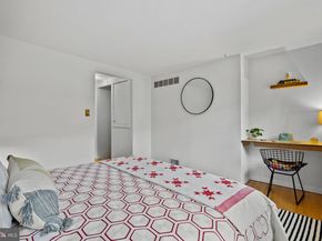 37 Queens Avenue, Philadelphia PA 19147