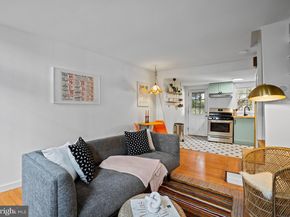 37 Queens Avenue, Philadelphia PA 19147