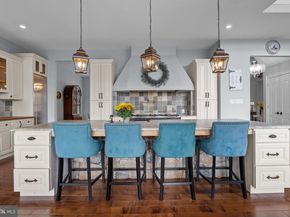 274 Pineville Road, Newtown PA 18940