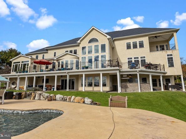 274 Pineville Road, Newtown PA 18940