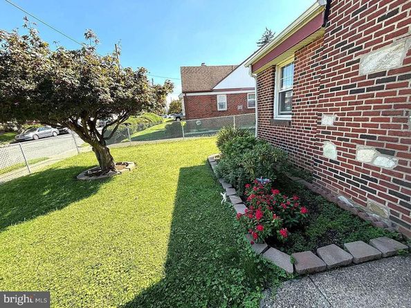 1704 Stanwood Street, Philadelphia PA 19152