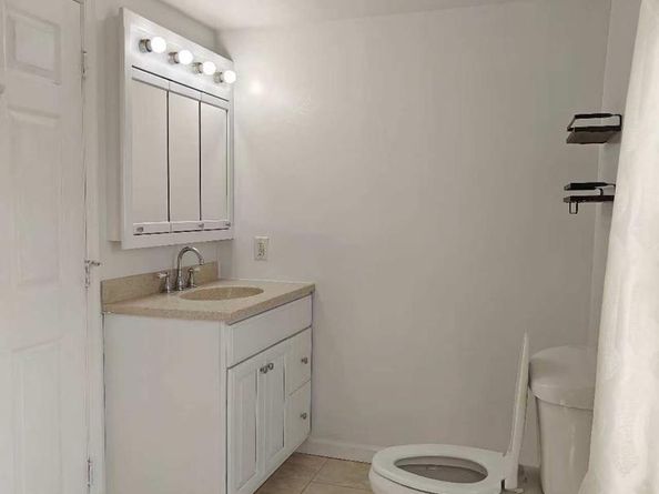 1704 Stanwood Street, Philadelphia PA 19152