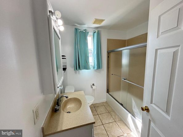 1704 Stanwood Street, Philadelphia PA 19152