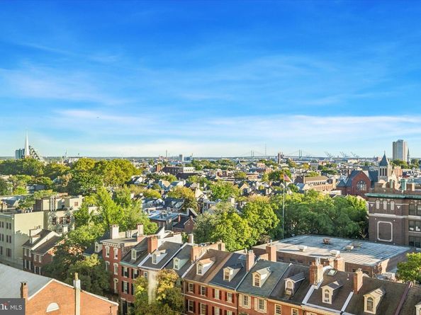 604 S Washington Square 1015, Philadelphia PA 19106