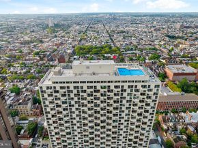 604 S Washington Square 1015, Philadelphia PA 19106