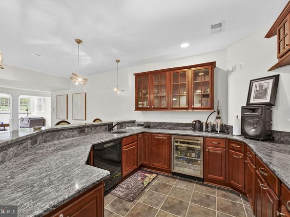 6623 Locust Way, Annandale VA 22003