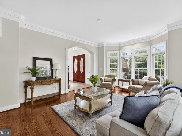 6623 Locust Way, Annandale VA 22003