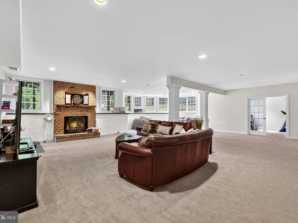 6623 Locust Way, Annandale VA 22003