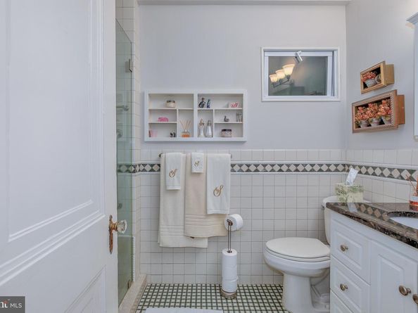4000 Cathedral Avenue NW 134B, Washington DC 20016