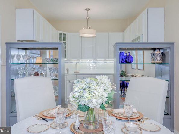 4000 Cathedral Avenue NW 134B, Washington DC 20016