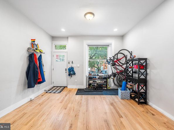 2340 W Thompson Street, Philadelphia PA 19121
