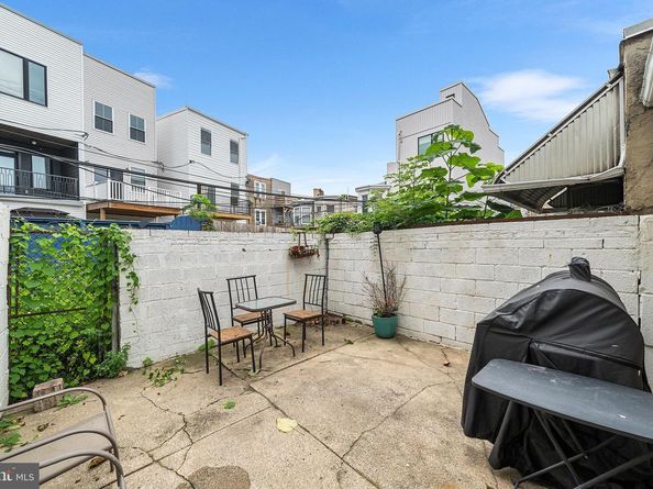 2340 W Thompson Street, Philadelphia PA 19121