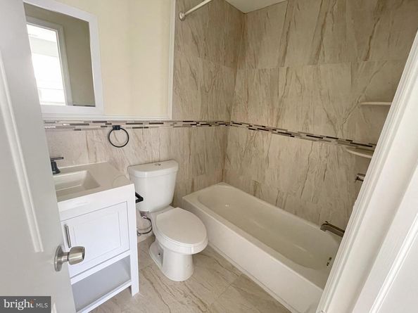 657 N 35TH Street, Philadelphia PA 19104