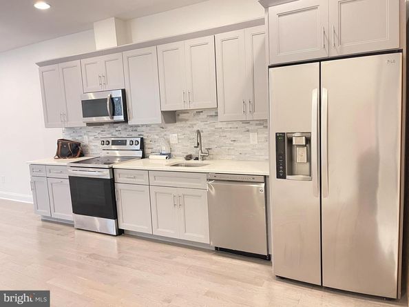 657 N 35TH Street, Philadelphia PA 19104