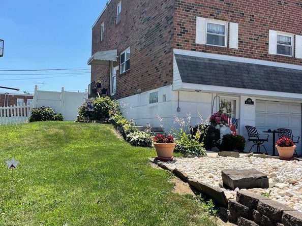 8519 Bergen Place, Philadelphia PA 19111