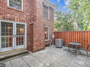 2518 S Walter Reed Drive A, Arlington VA 22206