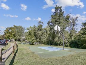 2518 S Walter Reed Drive A, Arlington VA 22206