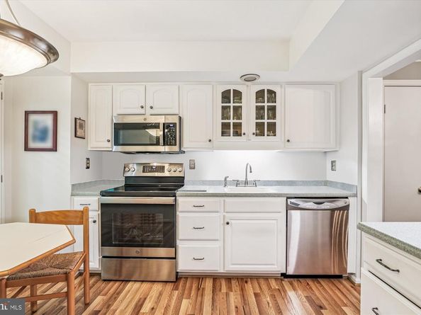 2518 S Walter Reed Drive A, Arlington VA 22206