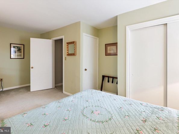 2518 S Walter Reed Drive A, Arlington VA 22206