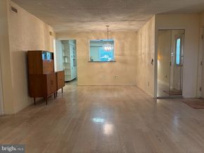 1201 Valley Glen Road 211, Elkins Park PA 19027
