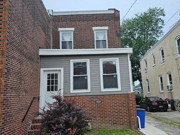 1002 Clifton Avenue, Darby PA 19023