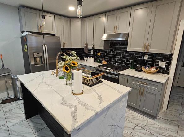 1002 Clifton Avenue, Darby PA 19023