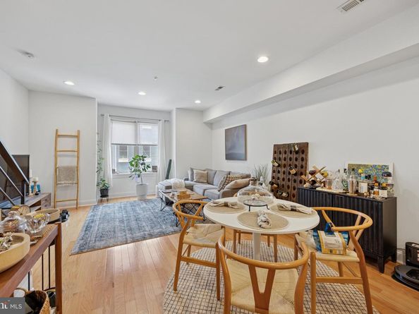923 N 19TH Street, Philadelphia PA 19130