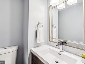 7852 Newport Glen Pass, Annandale VA 22003