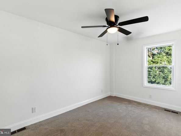 12125 Barbary Road, Philadelphia PA 19154