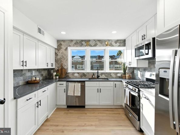 12125 Barbary Road, Philadelphia PA 19154