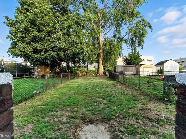 12125 Barbary Road, Philadelphia PA 19154