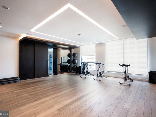 1650 Silver Hill Drive 1502, Mclean VA 22102