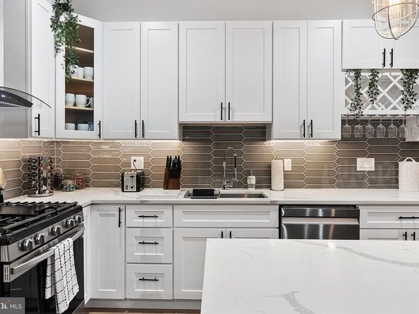 1611 N 27TH Street, Philadelphia PA 19121