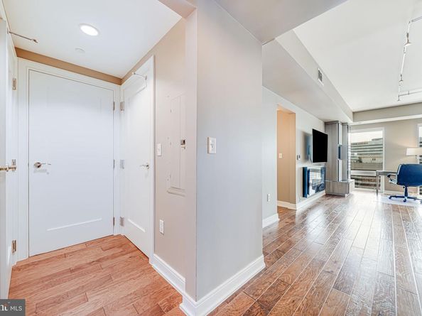 1111 19TH Street N 2703, Arlington VA 22209