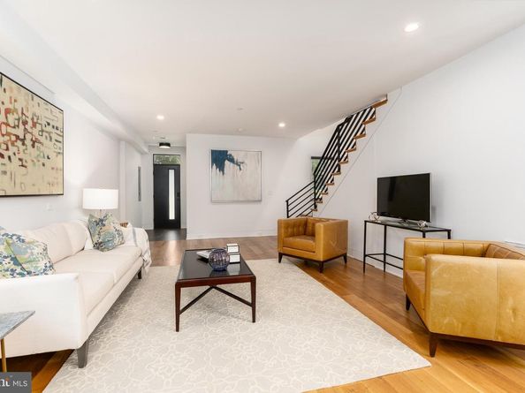 103 17TH Street SE, Washington DC 20003