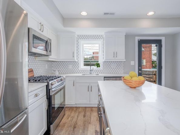 129 33rd Street NE, Washington DC 20019