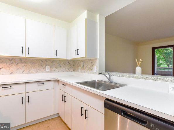 2301 N Street NW 312, Washington DC 20037