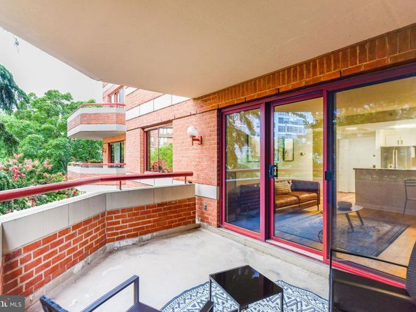 2301 N Street NW 312, Washington DC 20037
