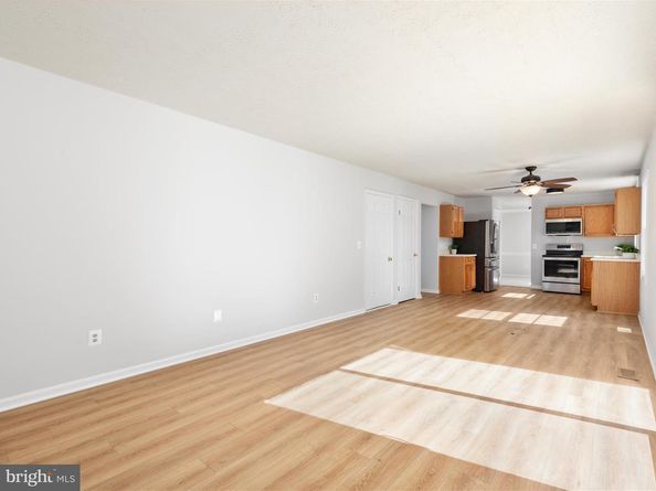 1904 E Beech Road, Sterling VA 20164