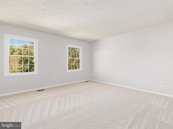 1904 E Beech Road, Sterling VA 20164