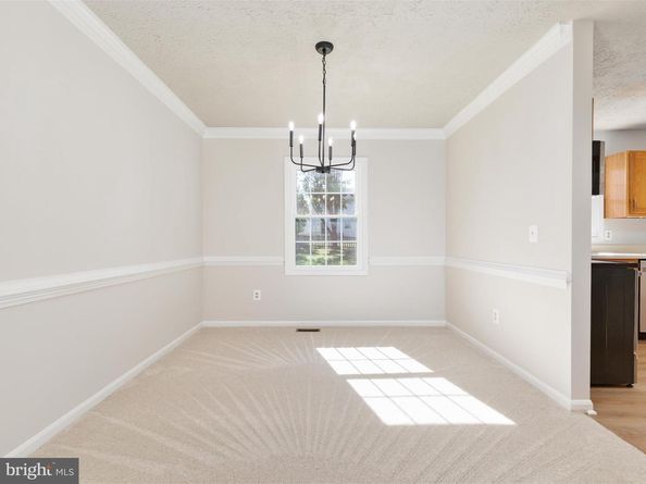 1904 E Beech Road, Sterling VA 20164