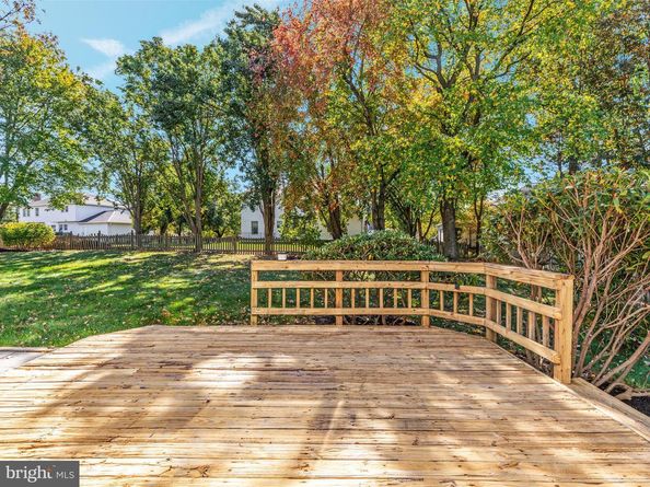 1904 E Beech Road, Sterling VA 20164